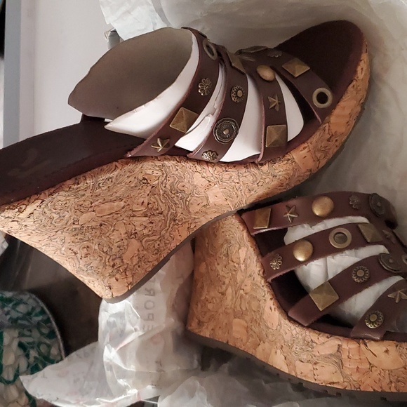 Report Kiana Brown Leather Wedges size 9 - Picture 3 of 6
